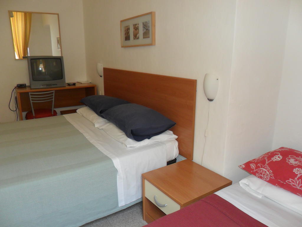 Albergo Romeo Noli Δωμάτιο φωτογραφία