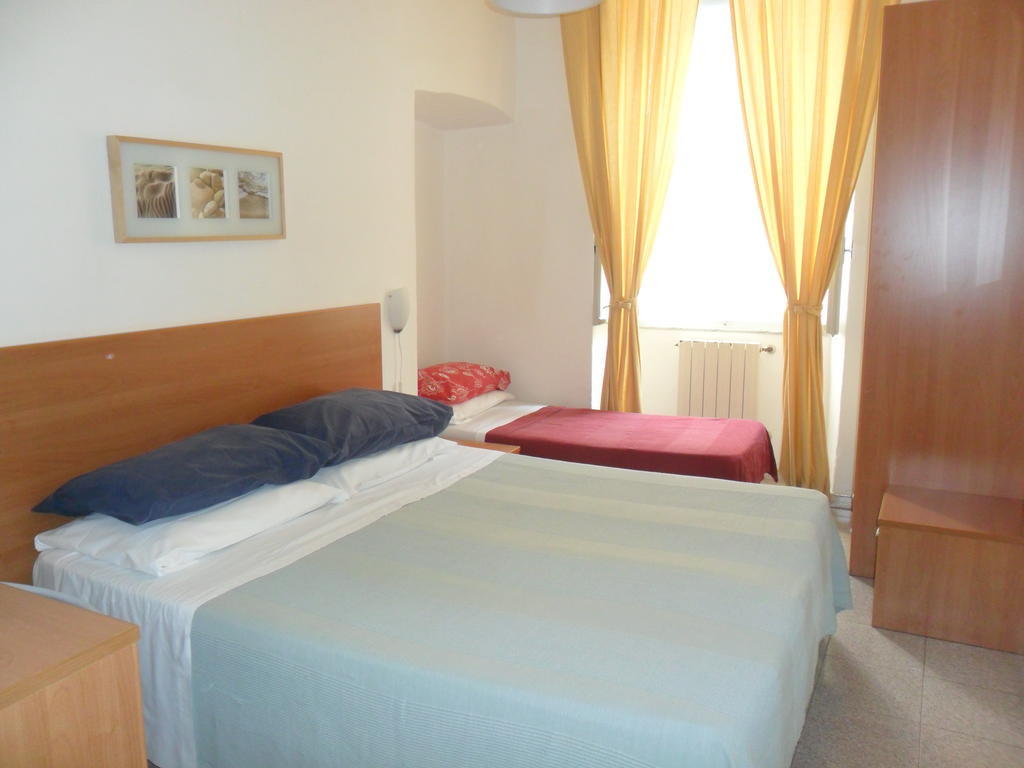 Albergo Romeo Noli Δωμάτιο φωτογραφία
